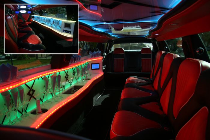 Chrysler 300 limo interior photo